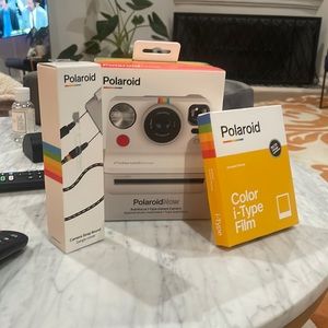 Polaroid bundle